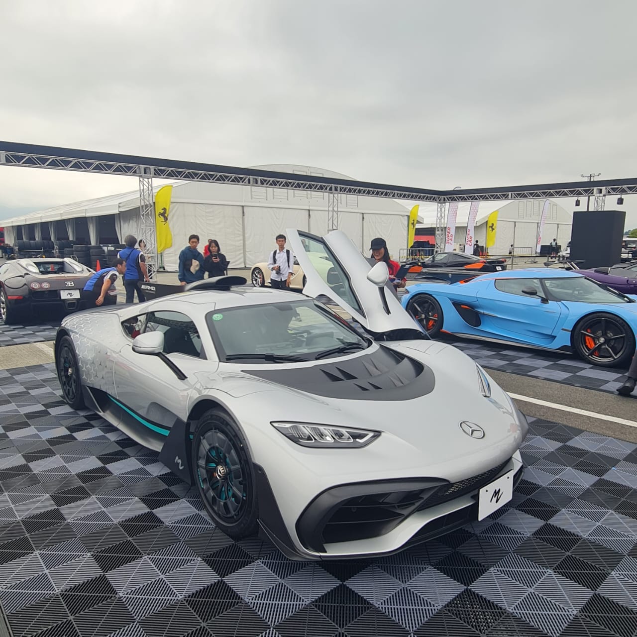 Mercedes AMG Elite Racing Circle (ERC) – AMG GT2 PRO